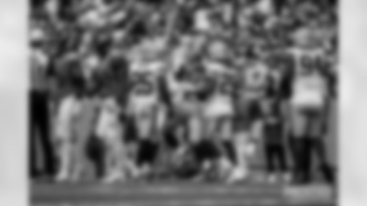 packers-titans-game-B-EP-049
