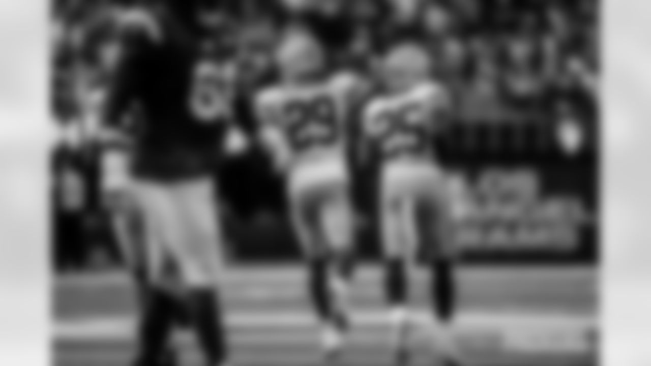 packers-rams-game-B-EP-025