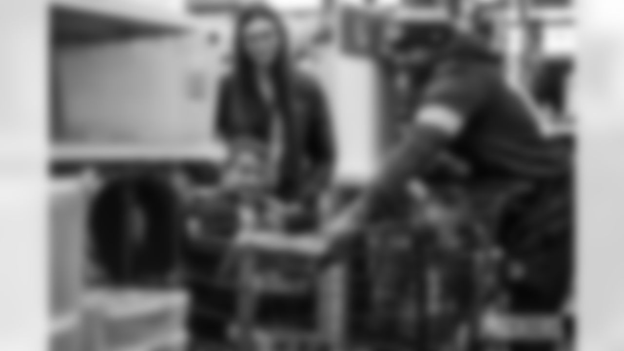 251209_Meijer Shopping_MM_0198