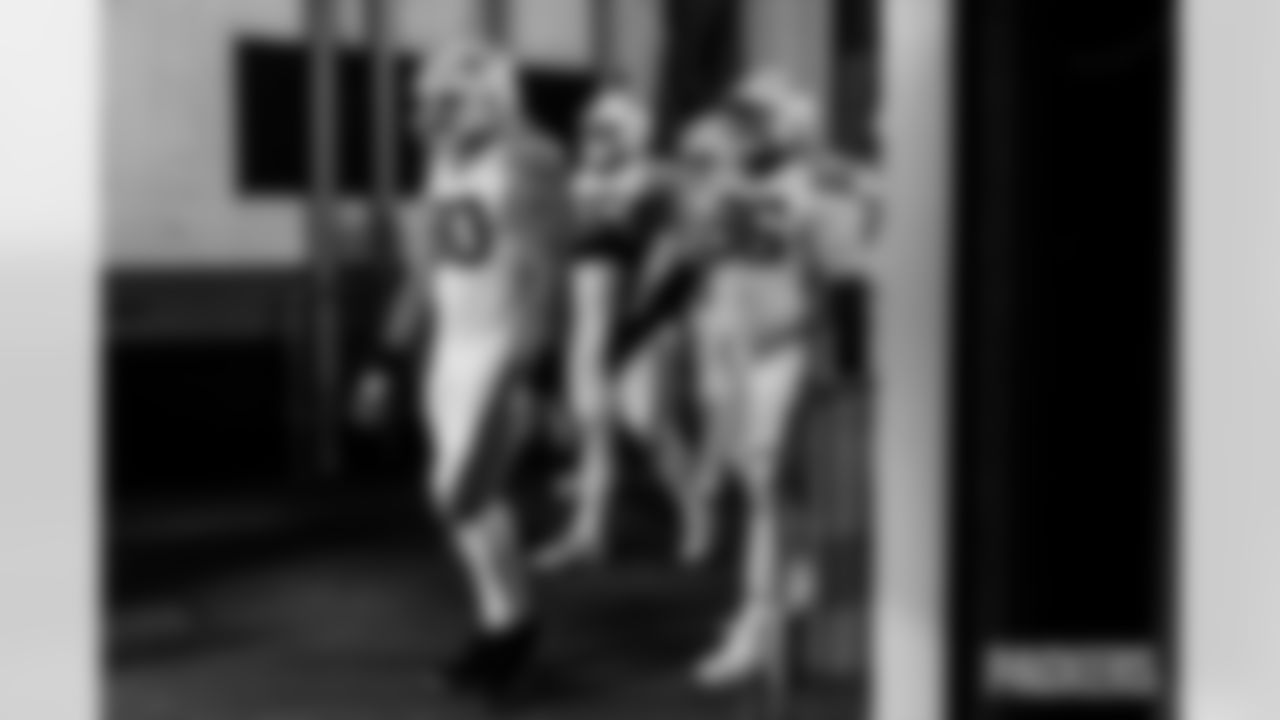 1251214-preGame-ES-004