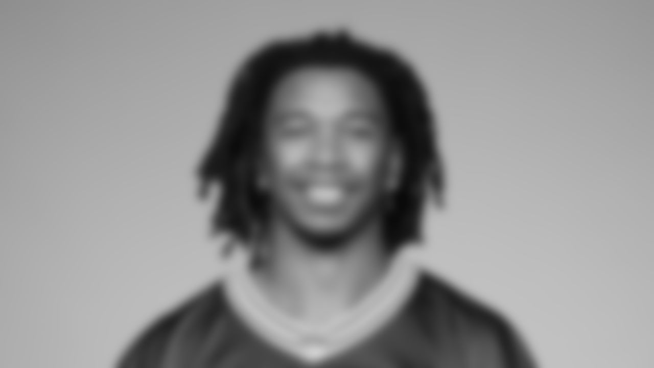 38 - DB Jaylin Simpson