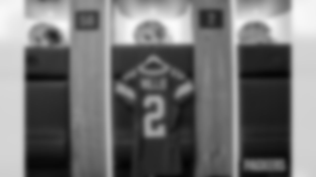 251227_Locker_Room_Equipment-25