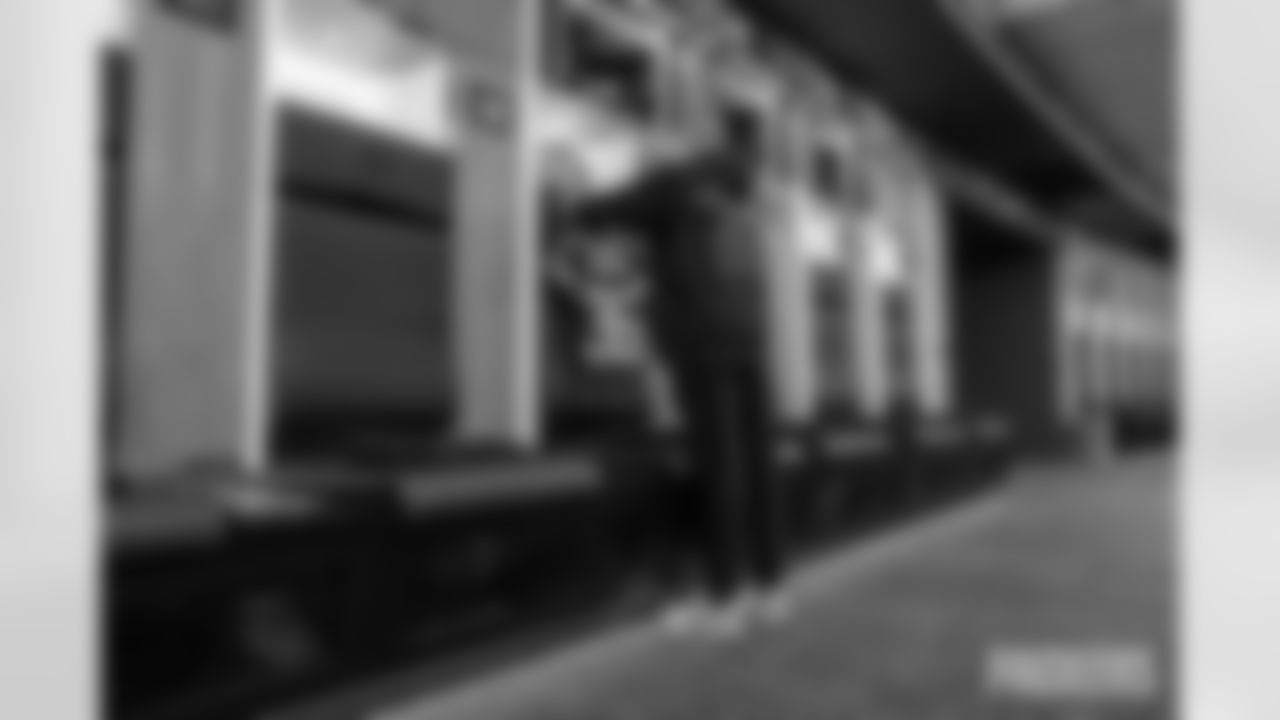 251227_Locker_Room_Equipment-9