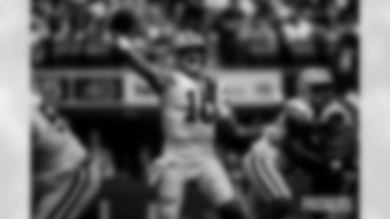 packers-rams-game-B-EP-007