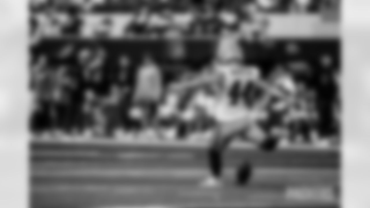 packers-rams-game-A-ES-057