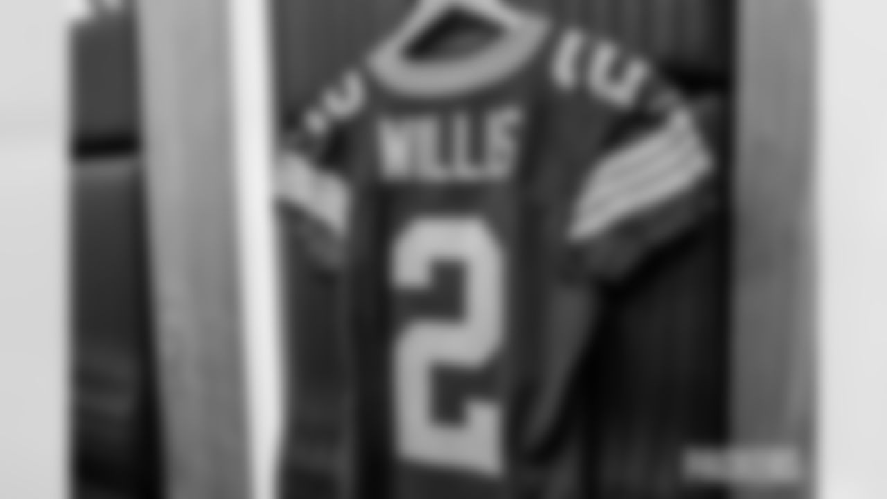 251227_Locker_Room_Equipment-26