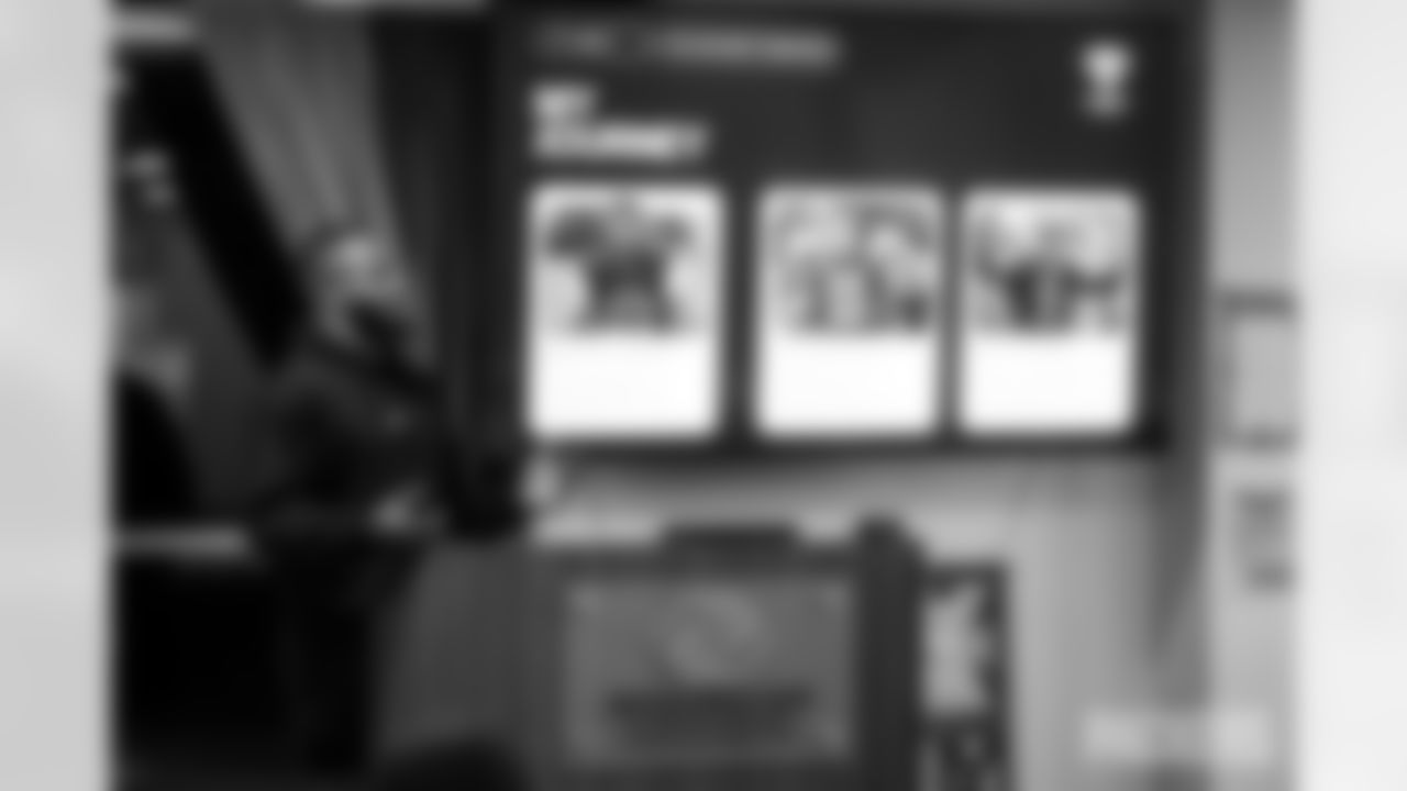 251118_Micah Parsons Boys and Girls Club Visit_MM_0168