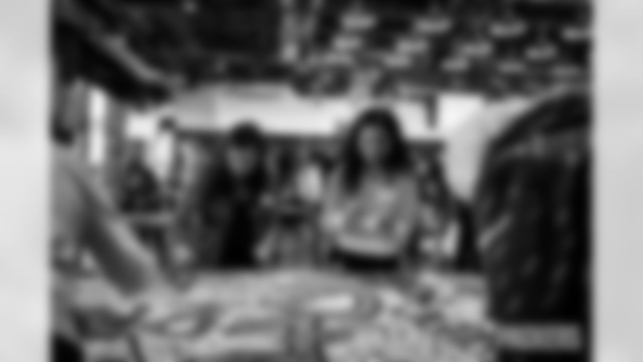 251009_Ladies of Lambeau_MM_0340
