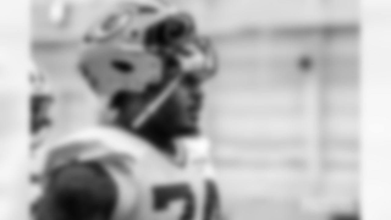 251108_Practice_ES_01944