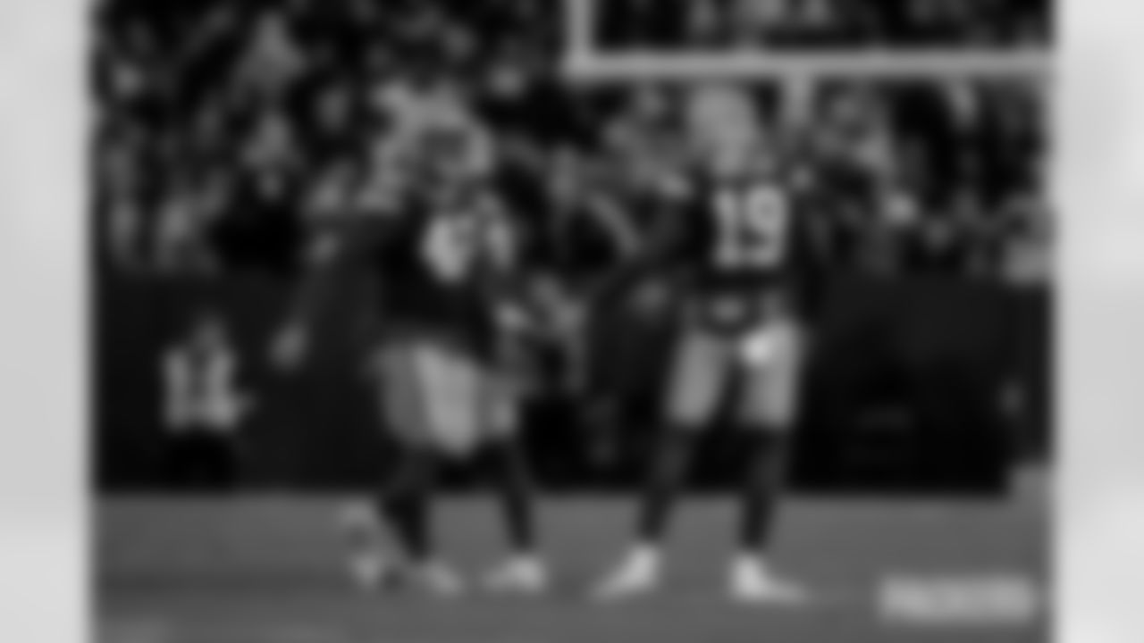 Q2_251110_WK10_Packers vs. Eagles_MM_0298