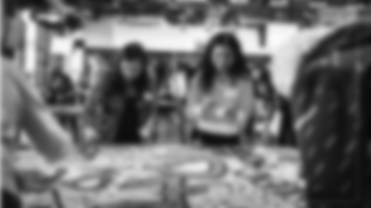 251013-LadiesLambeau-2560