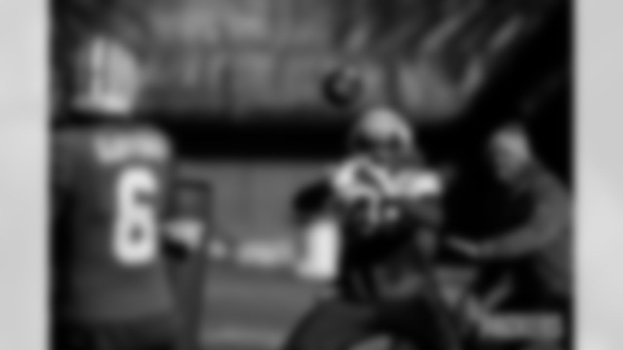 TE Messiah Swinson