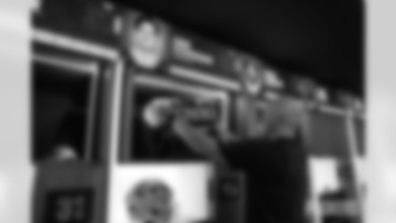 250907-locker-room-005