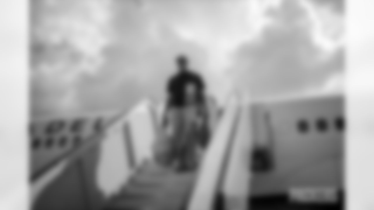250813-arrive-in-indy-2560-29