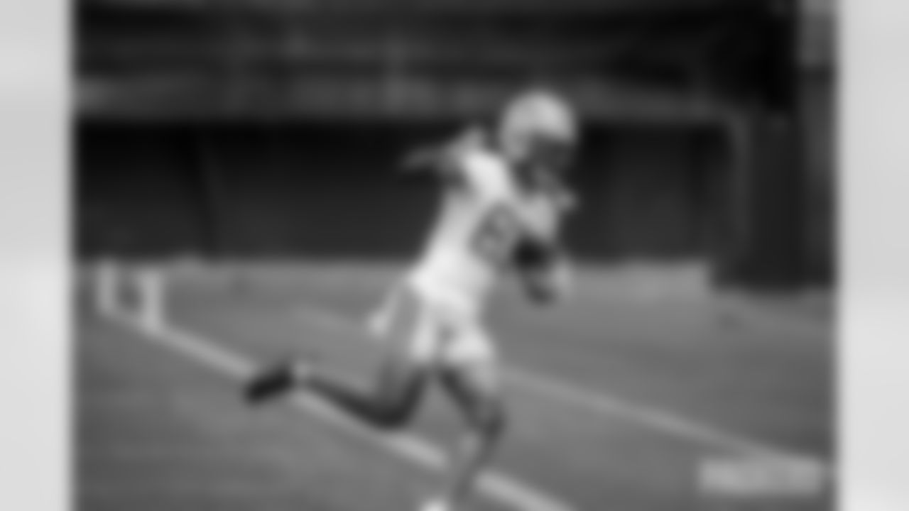 WR Julian Hicks