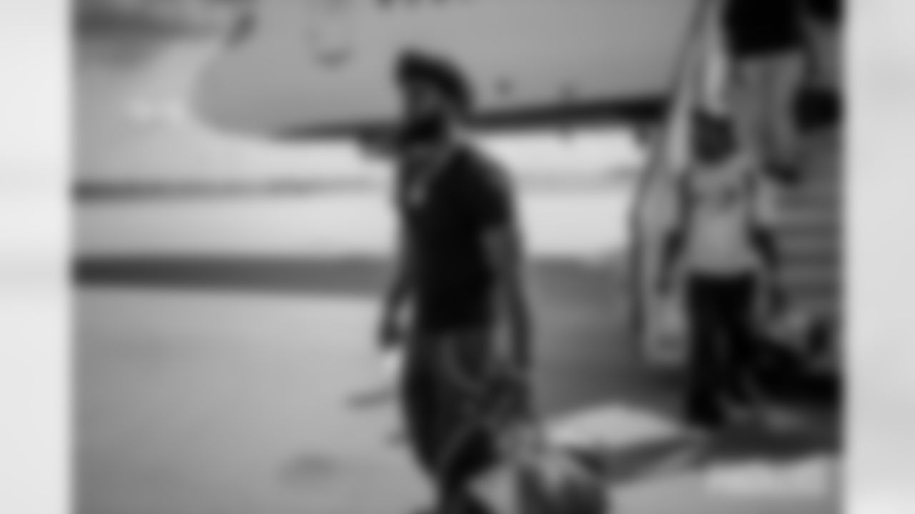 250813-arrive-in-indy-2560-10