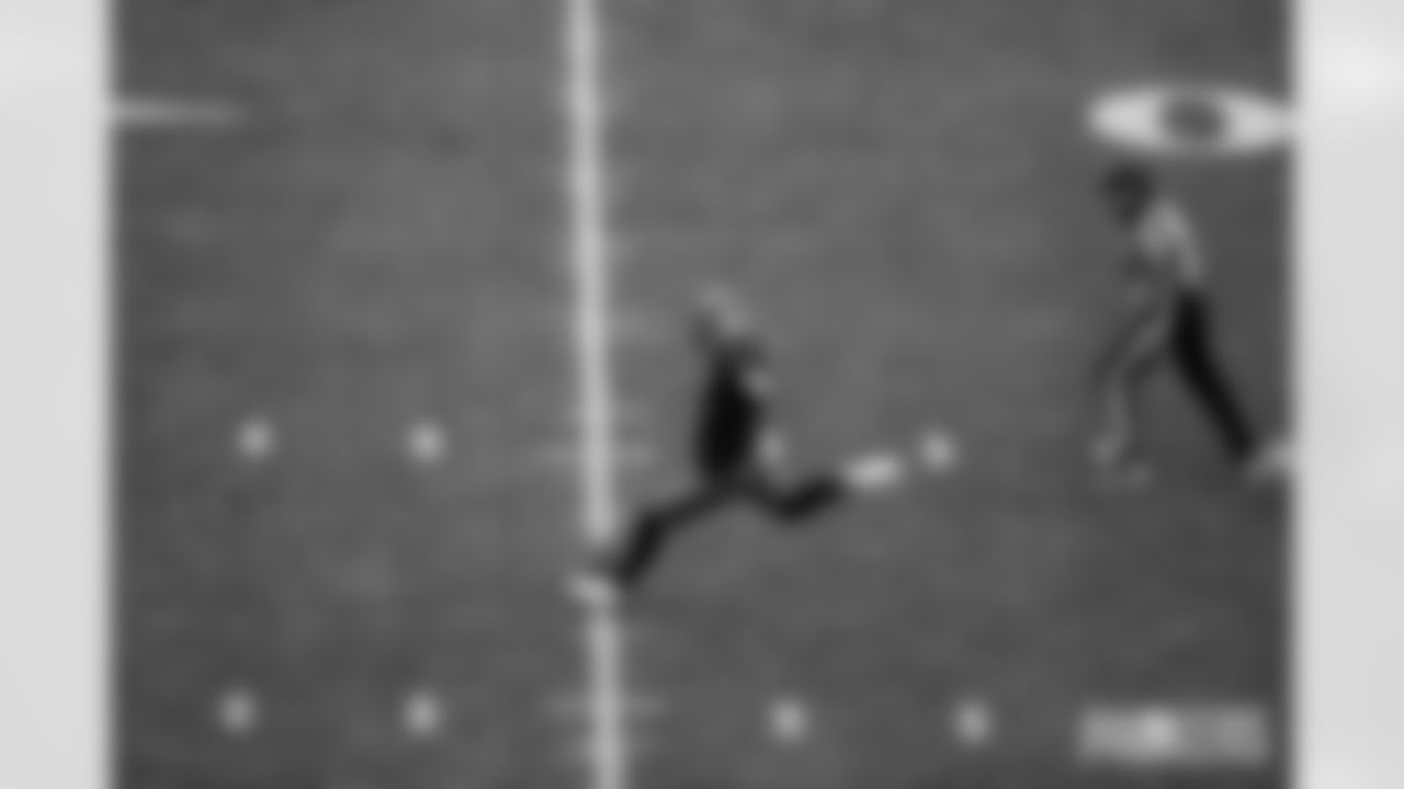 251102_WK9_Packers vs. Panthers_MM_14005