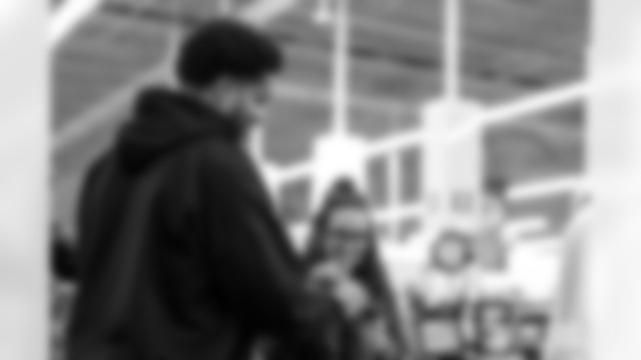 251208_Meijer Shopping_MM_0503