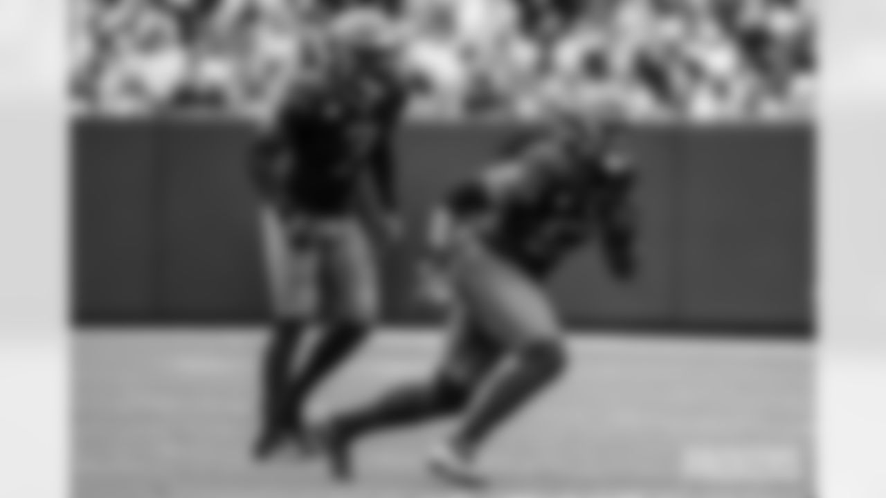 251102_WK9_Packers vs. Panthers_MM_15520