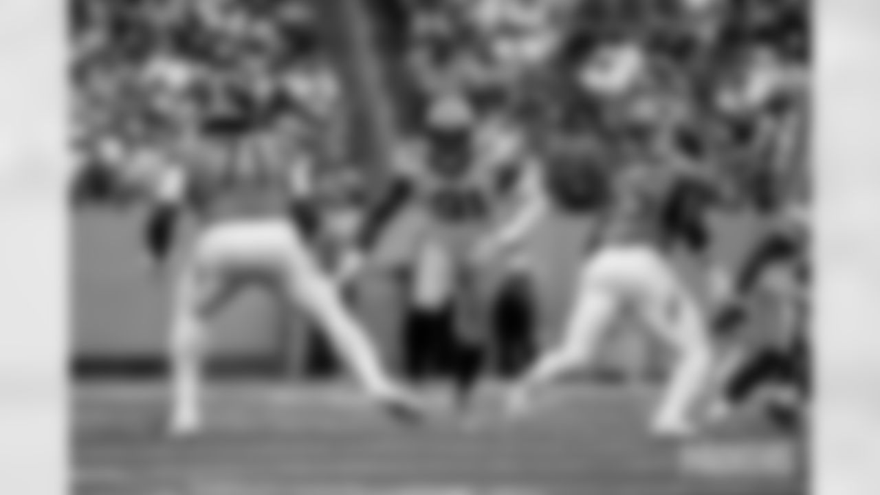 packers-titans-game-B-EP-050