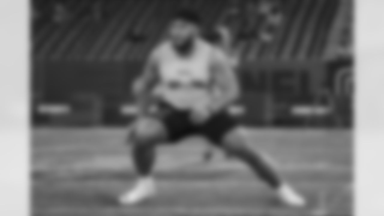 Washington offensive lineman Troy Fautanu participates in a drill during the 2024 NFL Scouting Combine on Sunday, March 3, 2024 in Indianapolis, Indiana.
