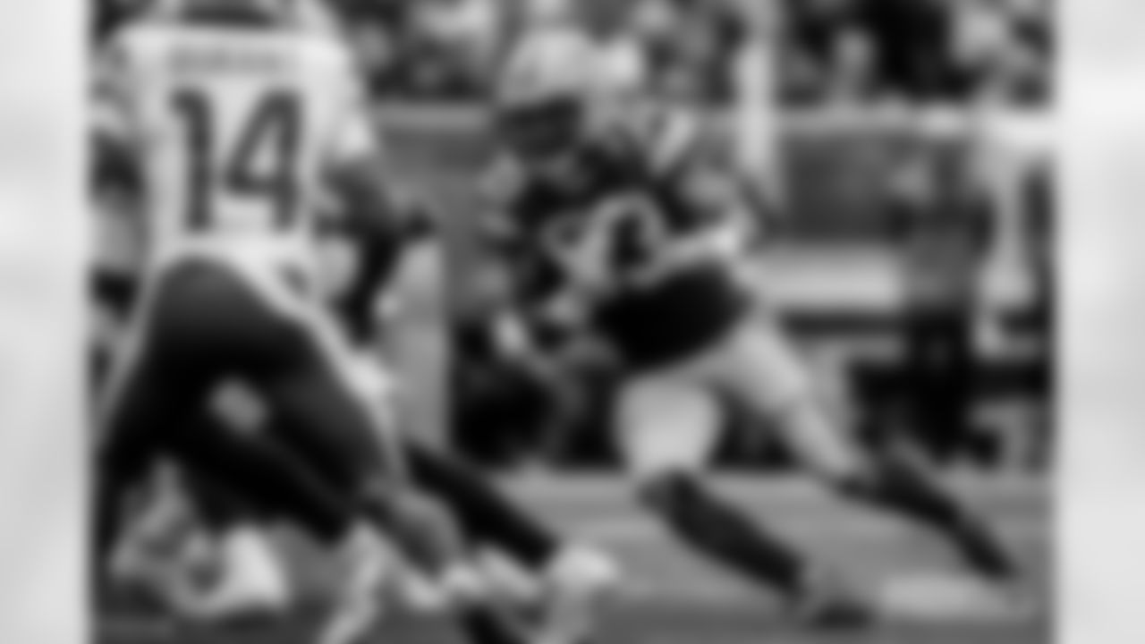 packers-rams-final-batch-1-siegle038