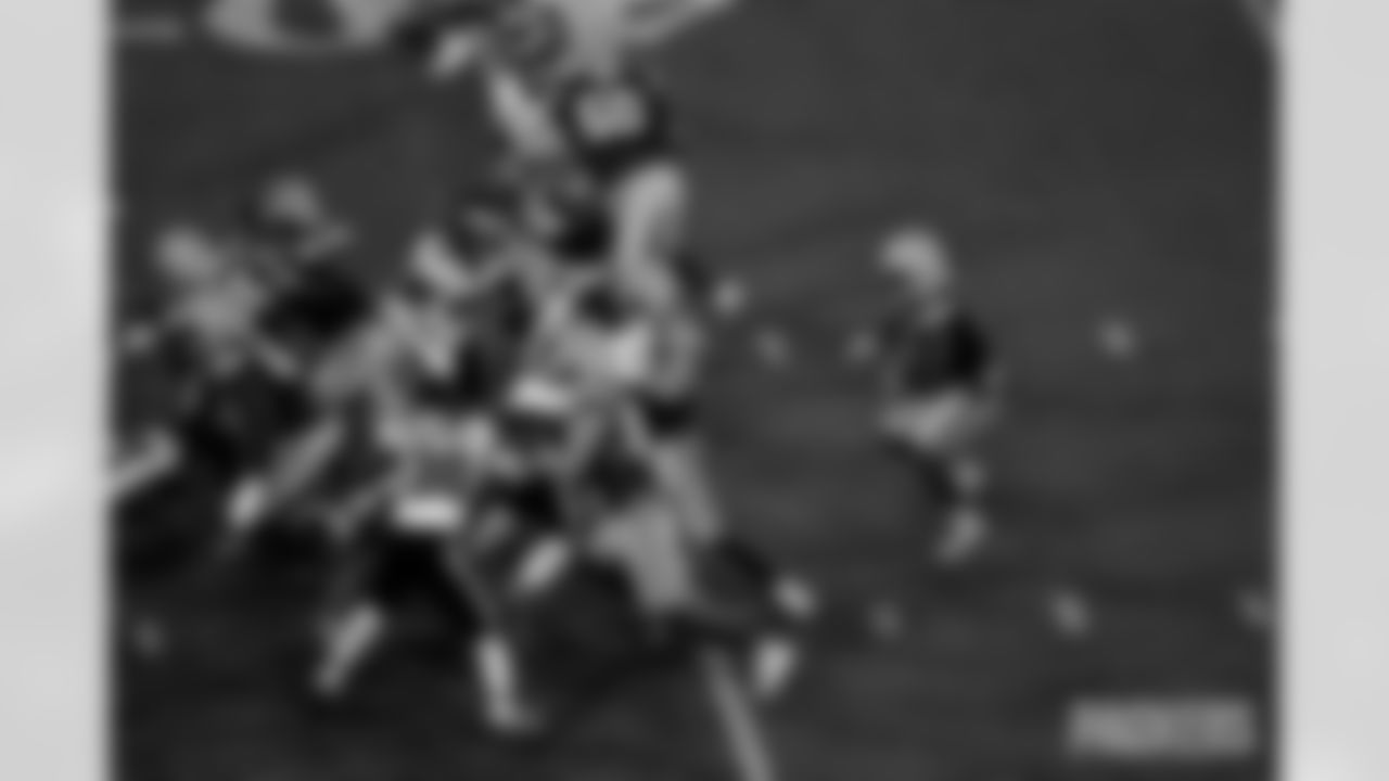 Q1_251110_WK10_Packers vs. Eagles_MM_0210