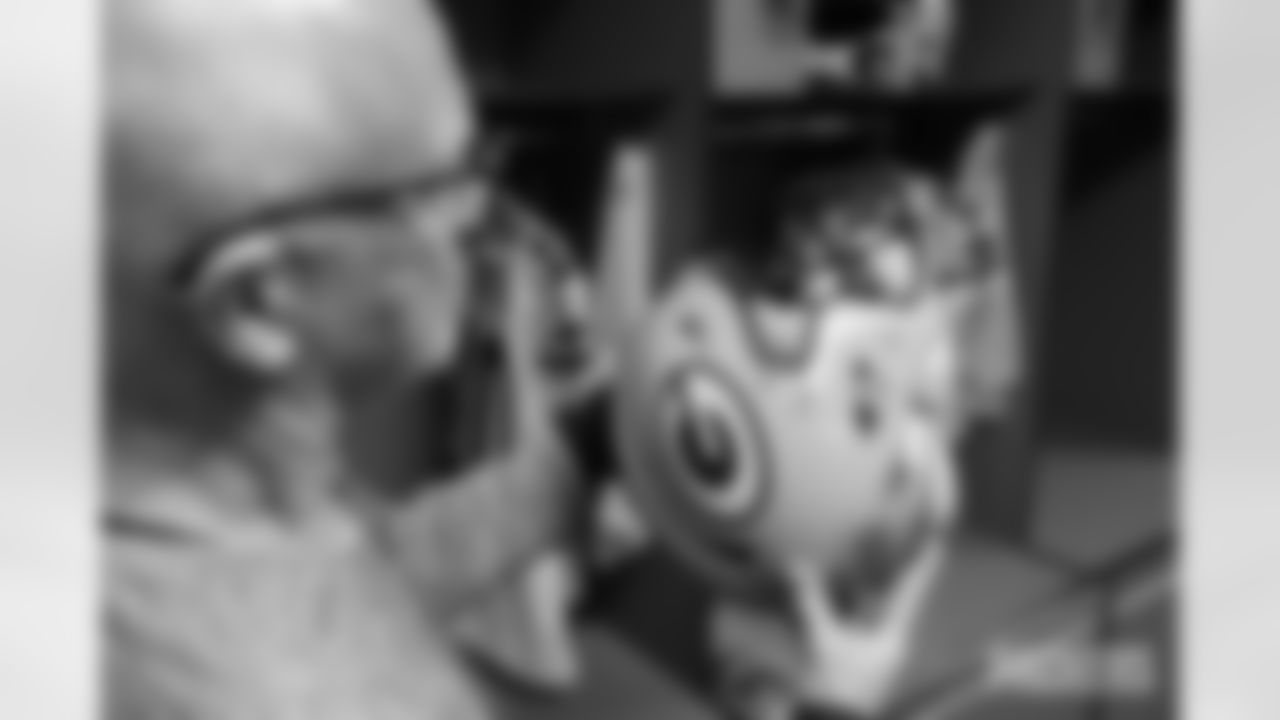 240120-locker-room-photos-batch-1-hudy30