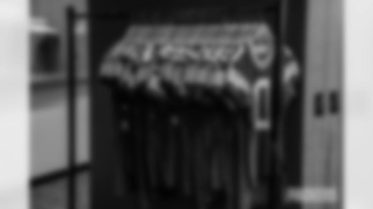 251227_Locker_Room_Equipment