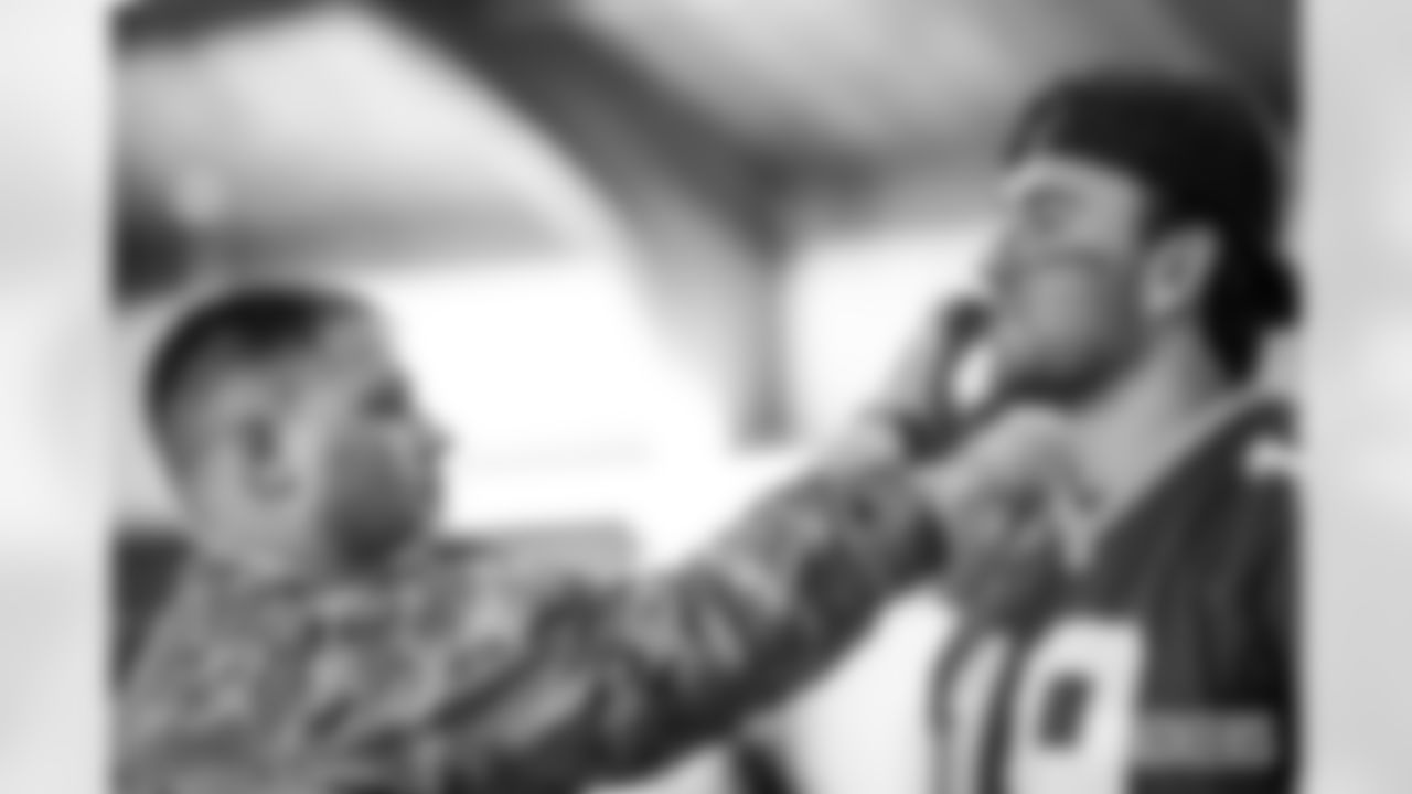 251024_Salute to Service USO Event_MM_2538