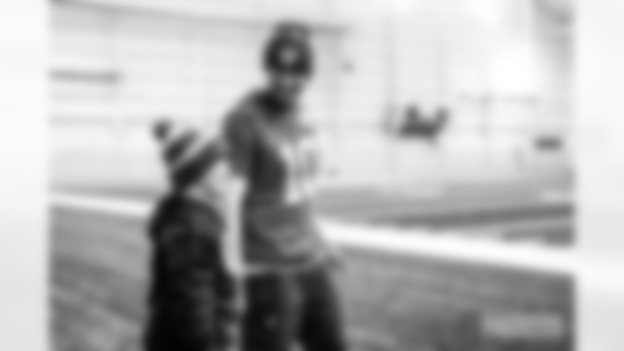 251226_Make a Wish at Practice_MM_0095