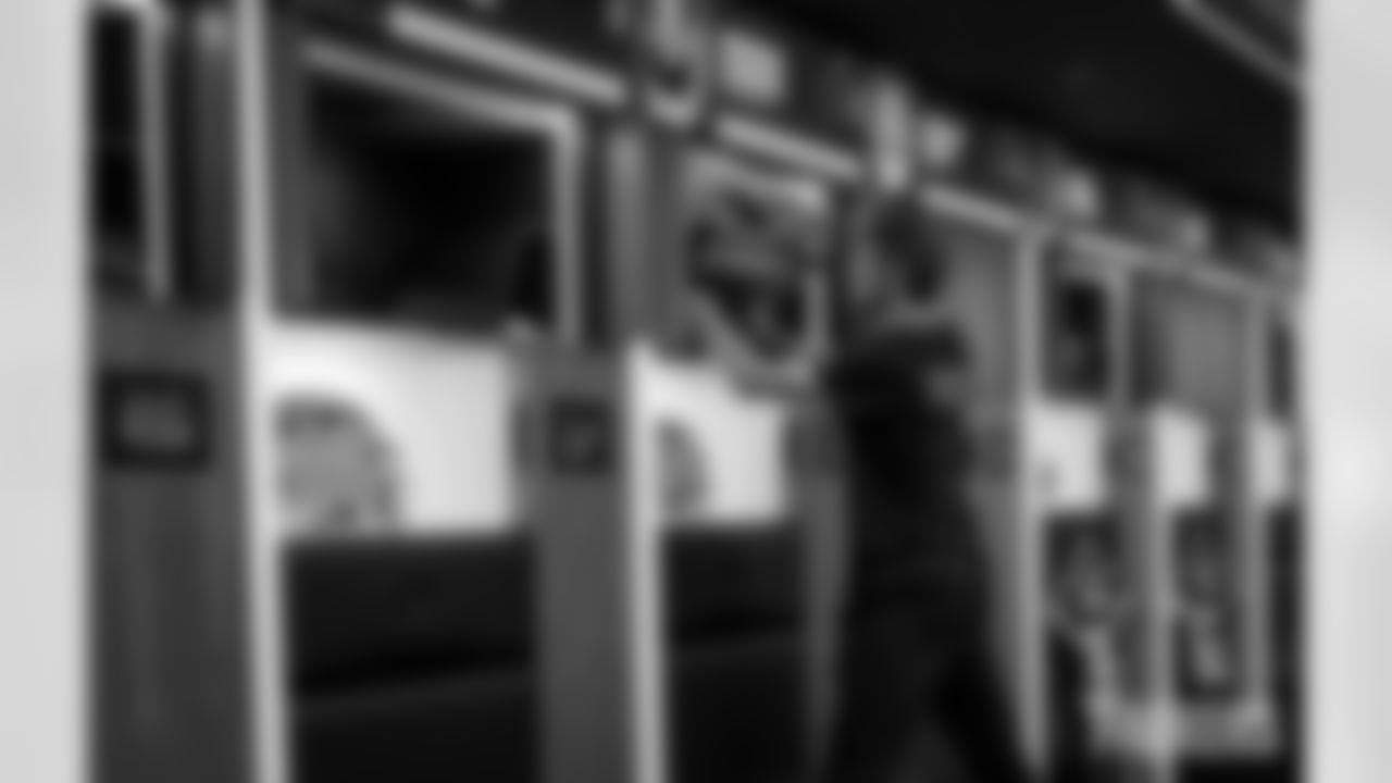 251012-locker-room-bobber-011