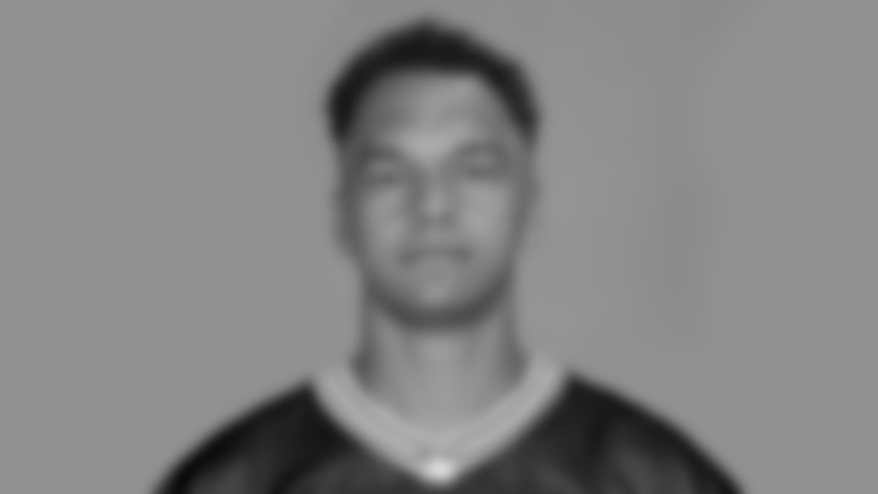 18 - QB Desmond Ridder