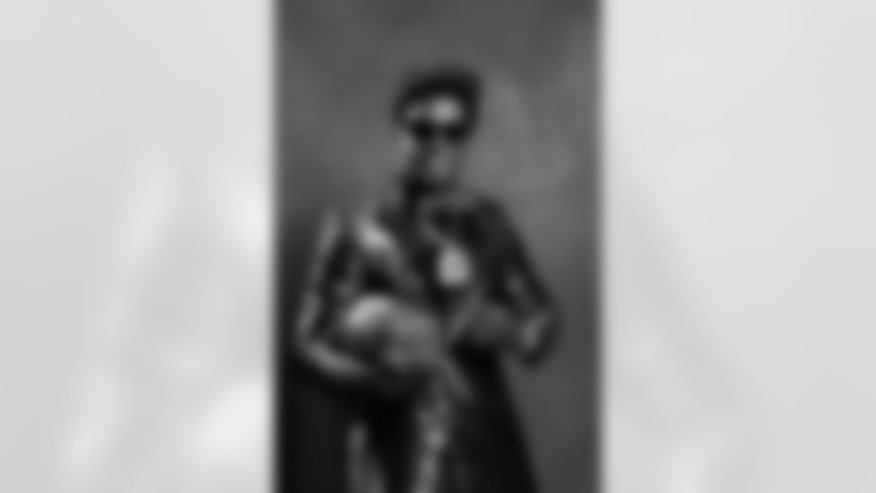 20250424LB_NFLDraft_Portraits_Bowles2258