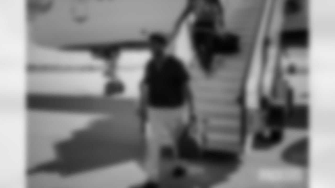 250813-arrive-in-indy-2560-12