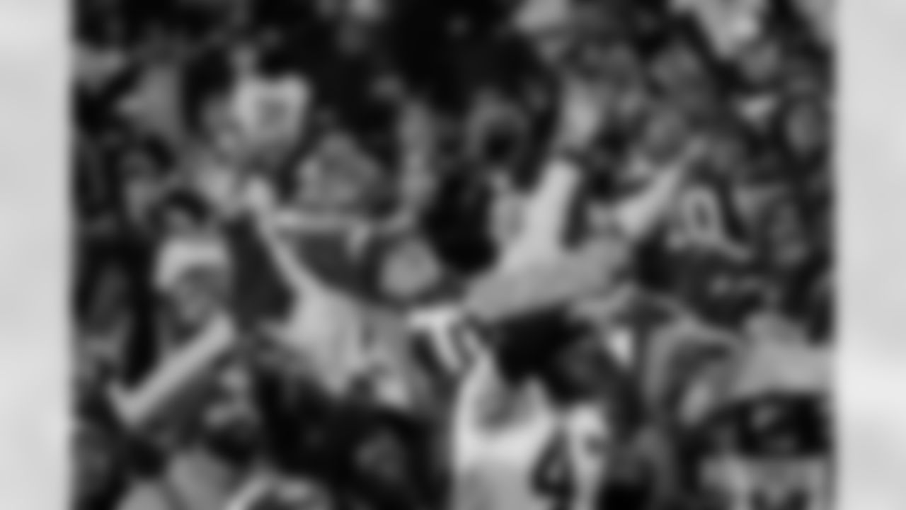 packers-dolphins-fans-D-KB-003