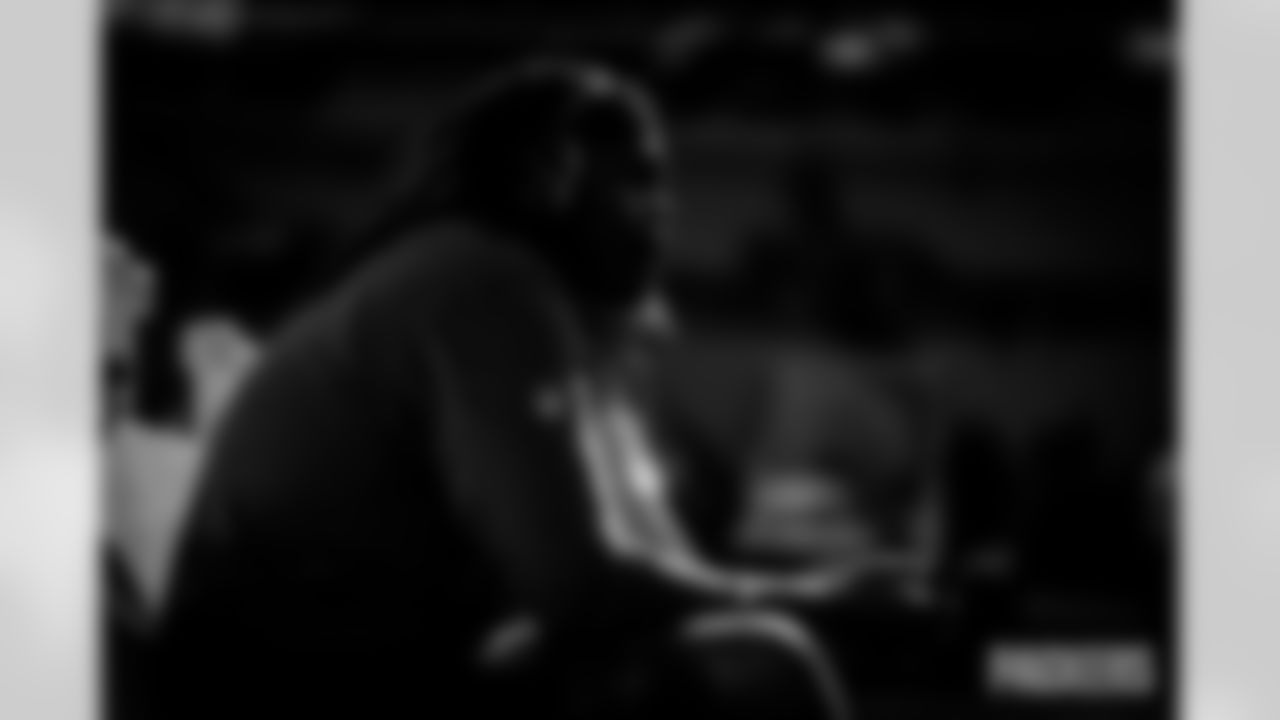 packers-panthers-final-PRE-batch-2-pravecek00