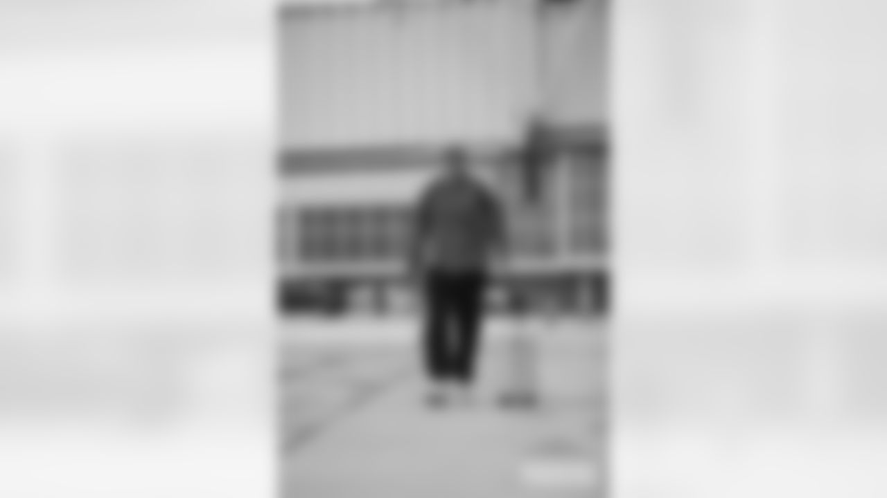 241204-departure-A-LA-069