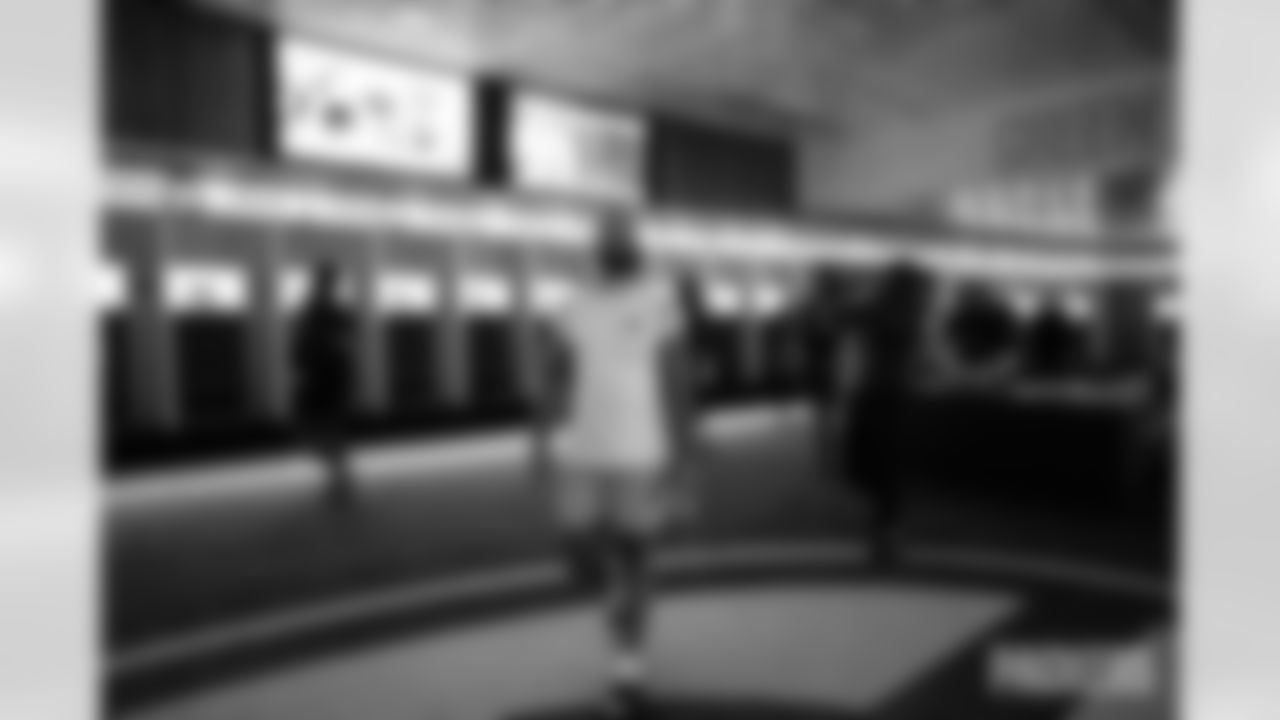 250722-locker-room-ES-017
