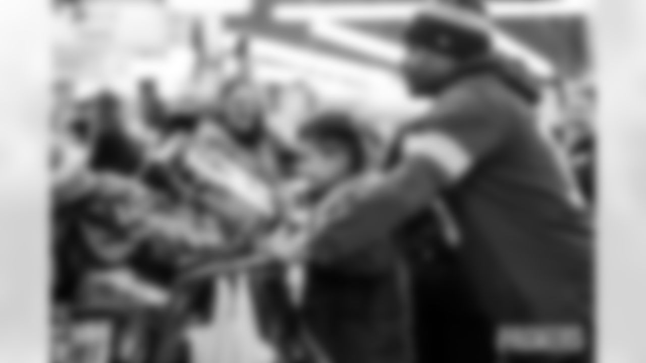 251209_Meijer Shopping_MM_0551