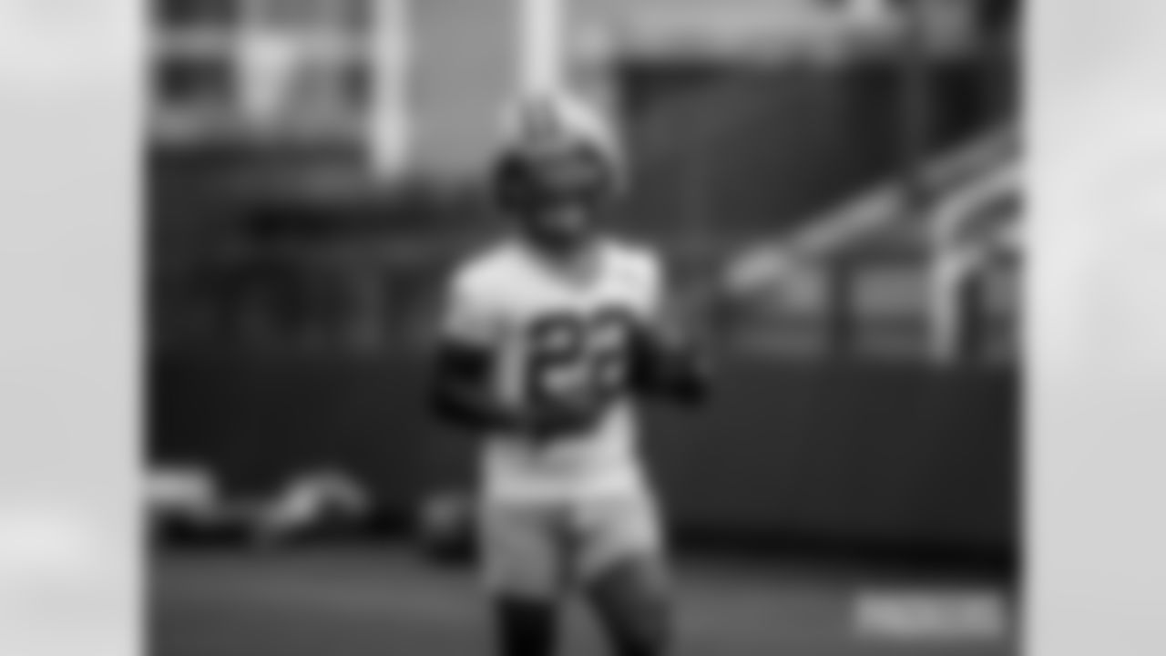 WR Matthew Golden