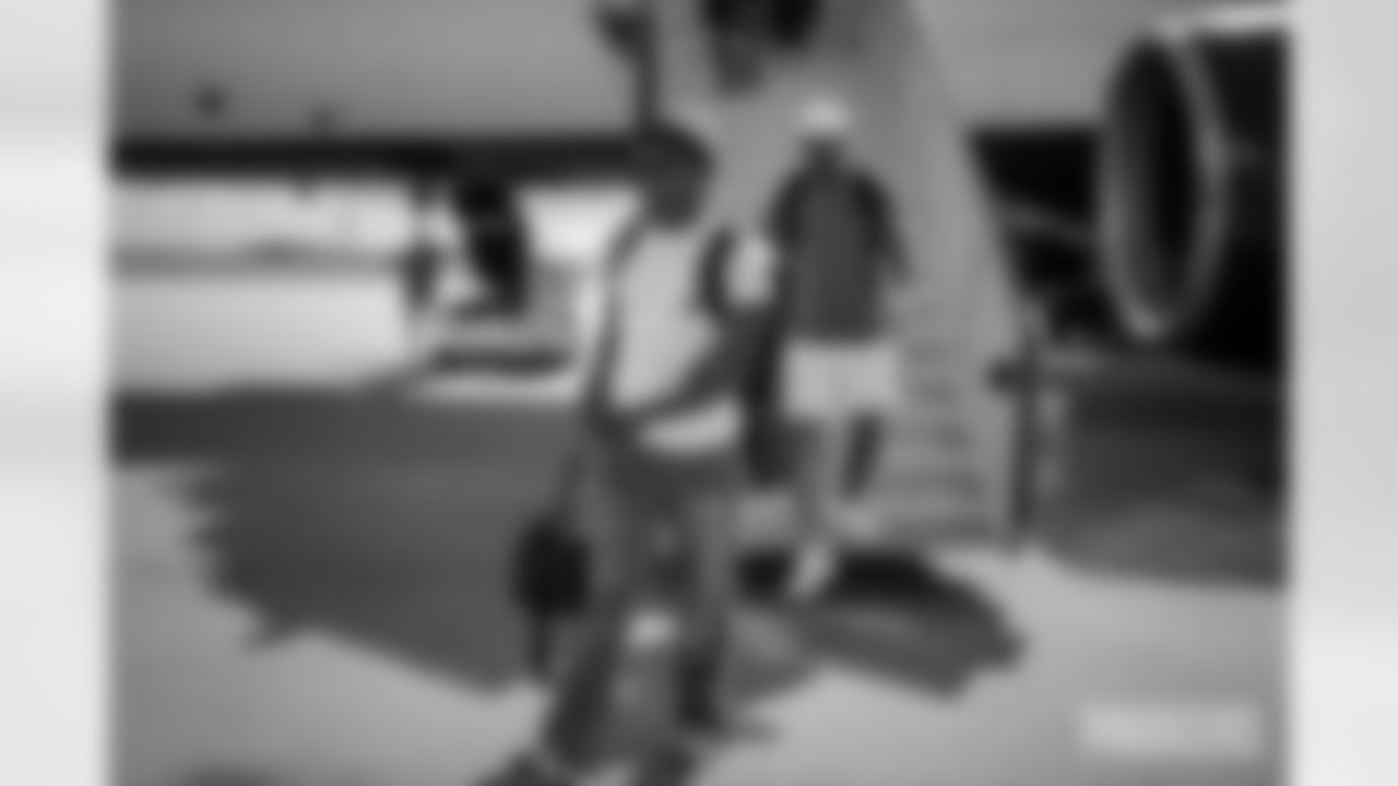 250813-arrive-in-indy-2560-2