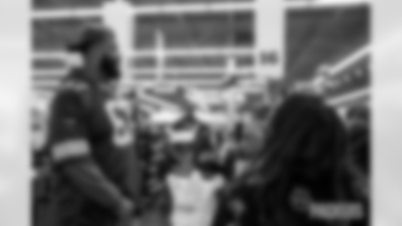 251209_Meijer Shopping_MM_0691