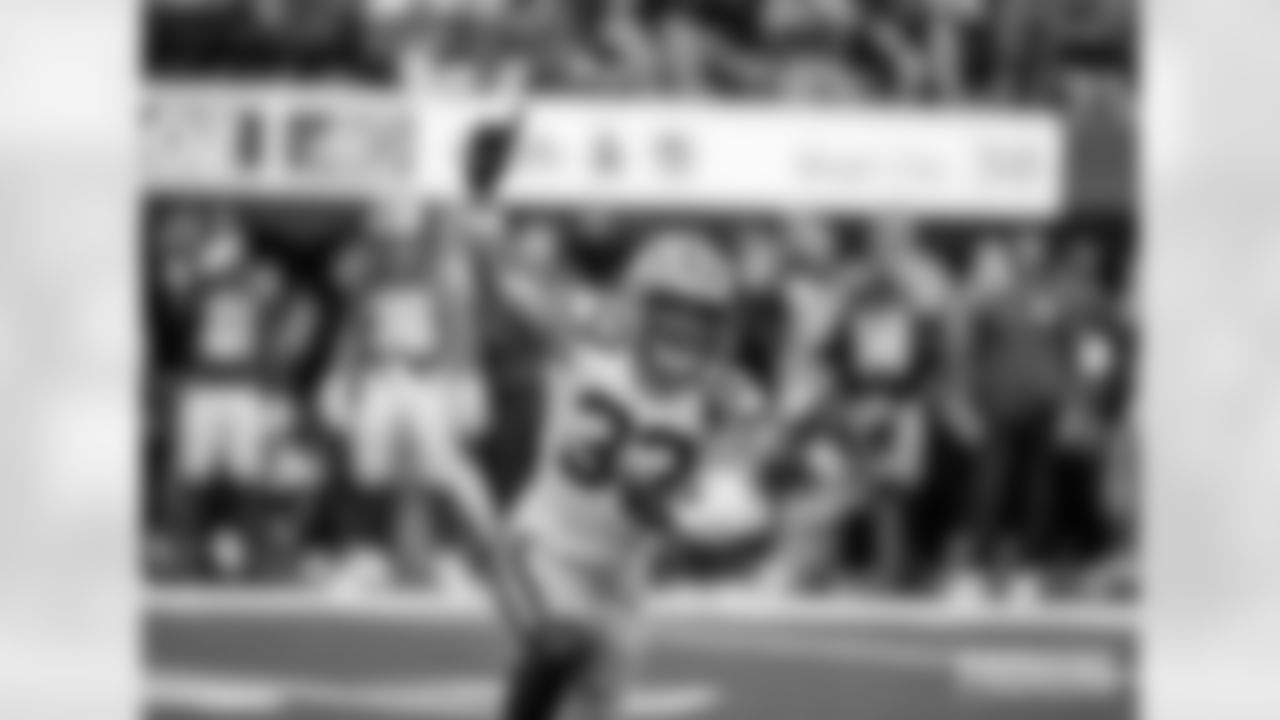 packers-rams-game-A-ES-098