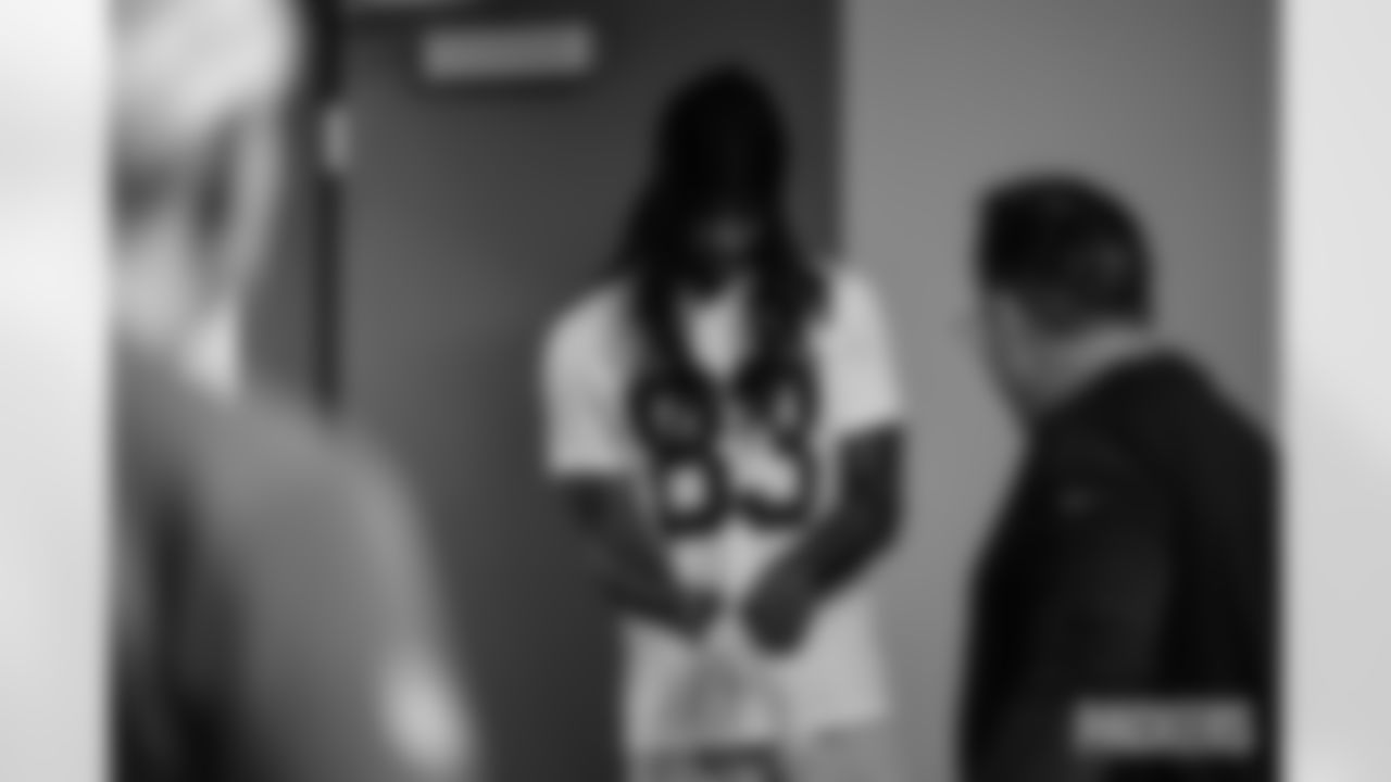 250501-Rookie-Arrivals-A-ES-017