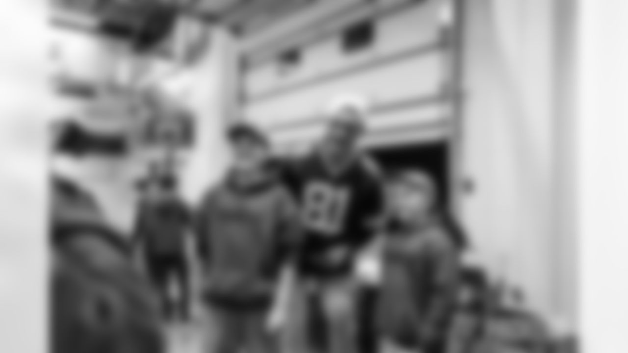 251024_Salute to Service USO Event_MM_3049