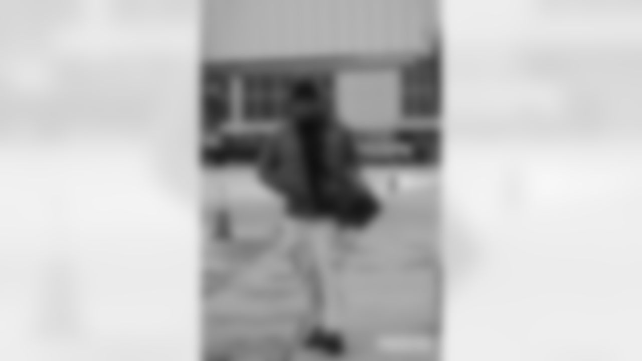 241204-departure-A-LA-007