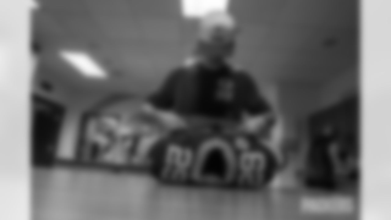 251123_WK12_LOCKER_ROOM_EQUIPMENT-36