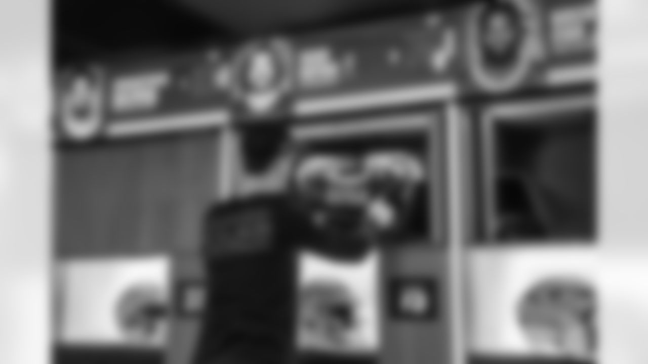 251227_Locker_Room_Equipment-13