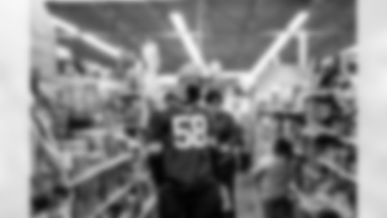241210-Meijer-Shopping-A-EP-013